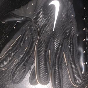 Nike vapor football gloves